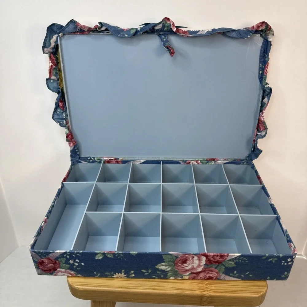 VTG Floral Fabric Covered Jewelry Trinket Box 11